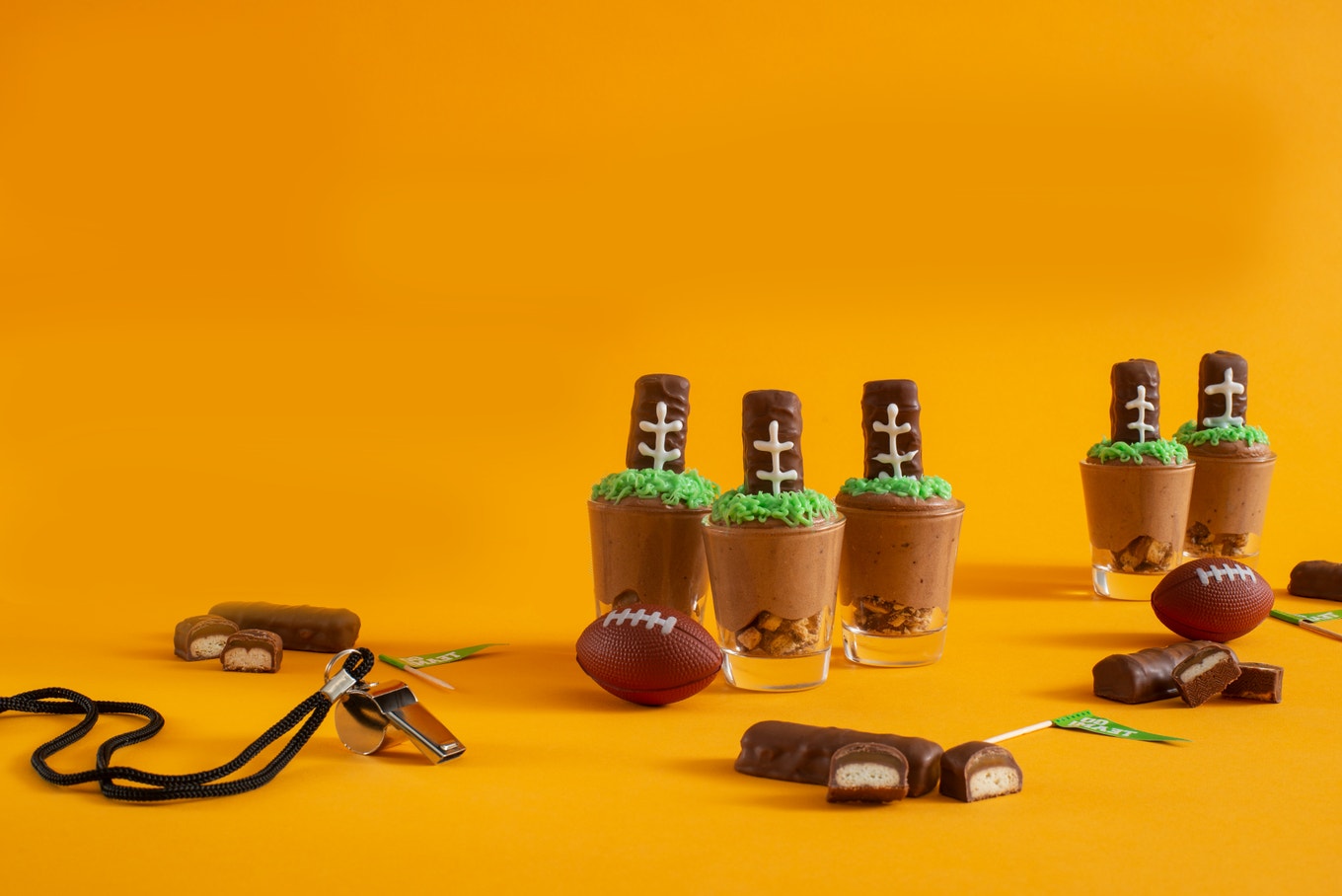 TWIX Touchdown Trifle