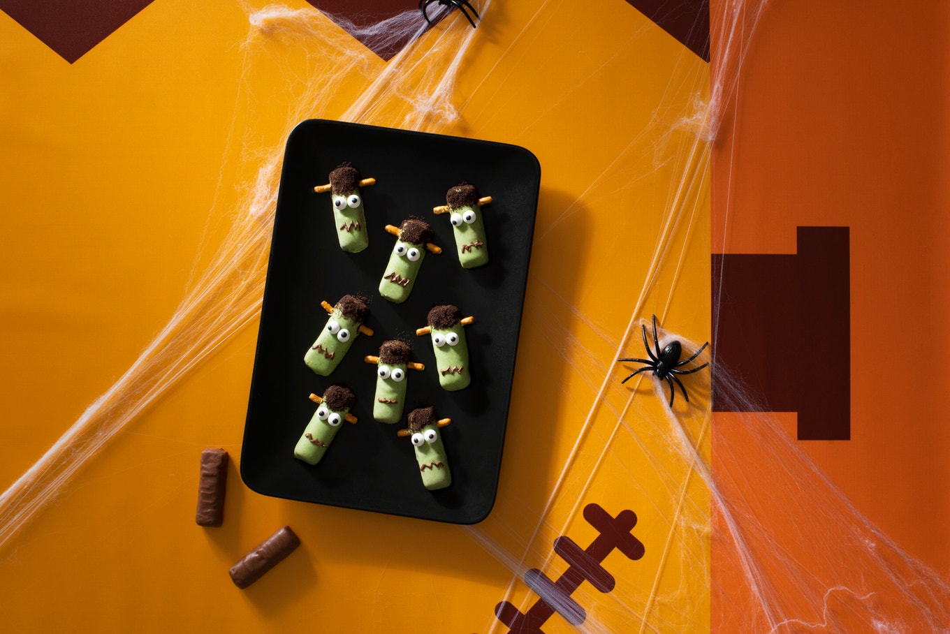Halloween Green Chocolate Aliens