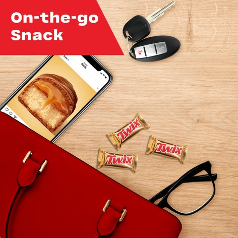 TWIX Caramel Cookie Bars Minis Peg Pack