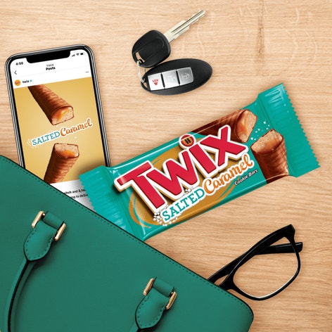TWIX Salted Caramel Full Size Candy Bar, 1.41oz