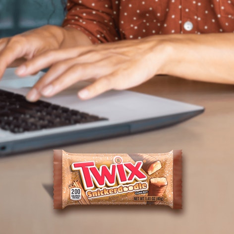 TWIX Snickerdoodle Cookie Chocolate Candy Bars, 1.4 Oz Pack  